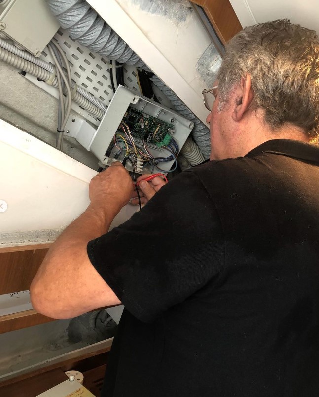 Assistenza Digisonic porto di Cap D'Ail